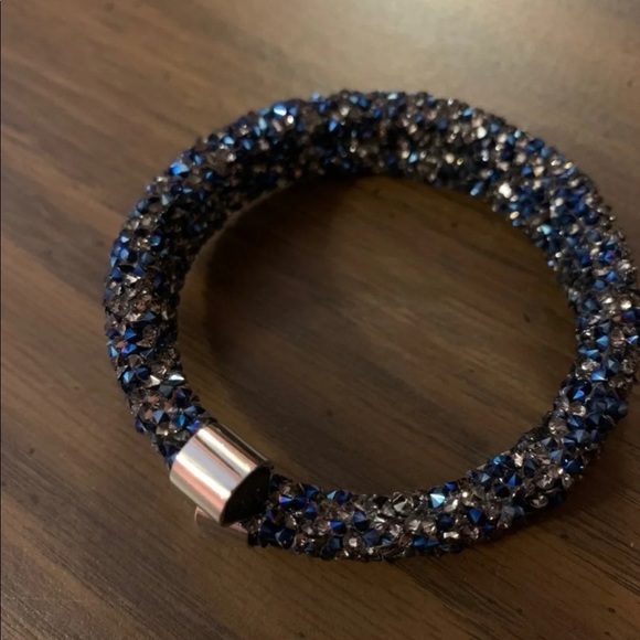 Crystal Crush Blue wrap bracelet - Picture 2 of 3